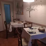 A Casa Della Zia Bed & Breakfast 3*